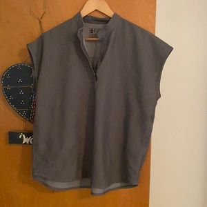 Figs top. Good condition.